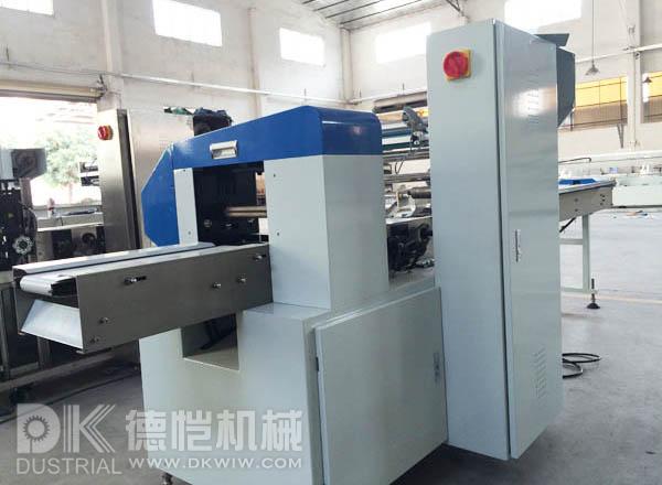 德愷包裝機(jī)械 枕式包裝設(shè)備 封切設(shè)備 管材包裝設(shè)備 廣東德愷機(jī)械有限公司 佛山德愷機(jī)械有限公司 德愷機(jī)械包裝機(jī) 佛山德愷包裝機(jī) 廣東德愷包裝機(jī) 佛山德愷包裝機(jī) 枕式包裝機(jī)廠家 自動(dòng)整理包裝機(jī) 封切收縮機(jī) 立式包裝機(jī) 稱(chēng)重充填設(shè)備 提升輸送設(shè)備 封切收縮機(jī) 高速邊封包裝機(jī) 高速邊封收縮包裝機(jī) 全自動(dòng)直進(jìn)料袖口式包裝機(jī) 高速恒溫?zé)崾湛s包裝機(jī) 全自動(dòng)封切包裝機(jī) 回轉(zhuǎn)式枕式包裝機(jī) 回轉(zhuǎn)伺服式枕式包裝機(jī) 下走紙枕式包裝機(jī) 往復(fù)式枕式包裝機(jī) 不銹鋼理料線食品包裝機(jī)廠家 餅干包裝機(jī) 伺服包裝機(jī)